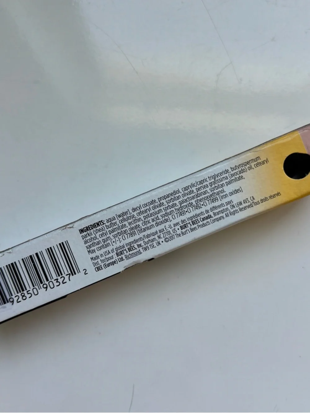 Burt's Bees Concealer - 1715 Medium/Dark - Picture 3 of 5